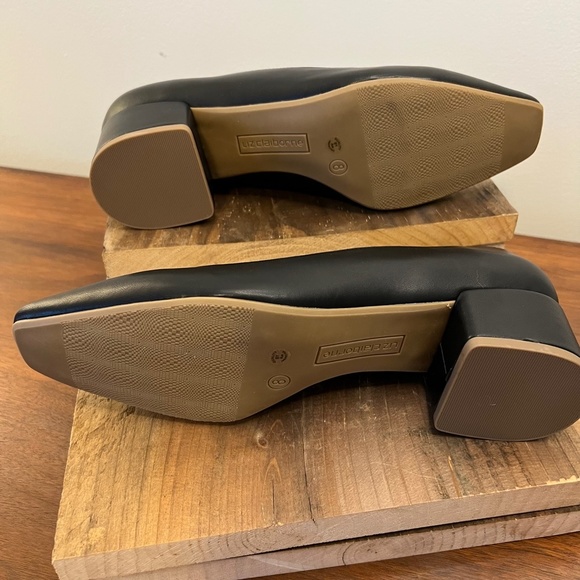 Liz Claiborne‎ Faris pump with block heel women's size 8 black-NWOT - Picture 9 of 10